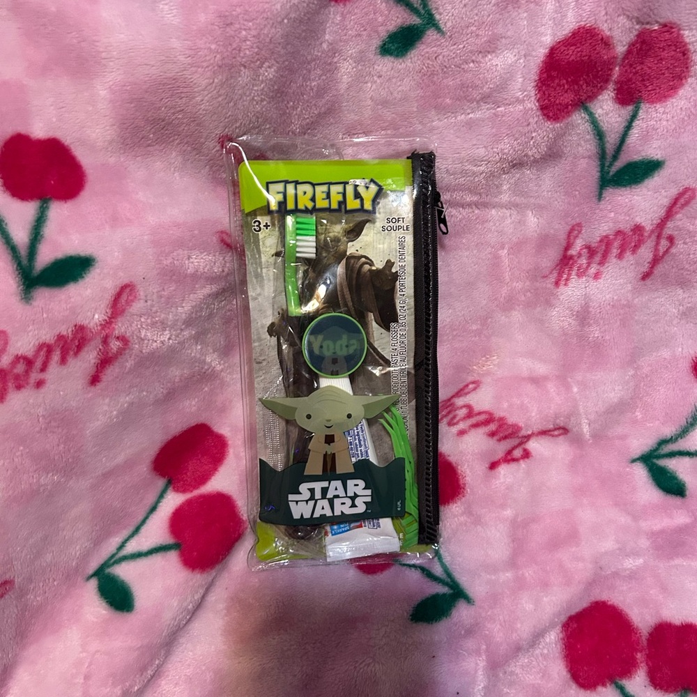 Star Wars Yoda Toothbrush Set